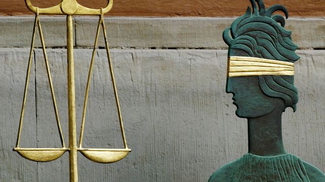 Rättvisan är inte blind. Foto: Henrik Montgomery/ TT