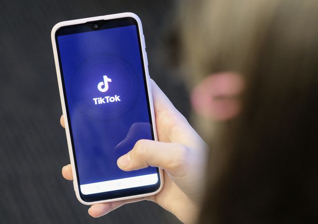 Sociala medie-appen Tiktok riskerar fortfarande ett förbud i USA. Arkivbild. Jens Kalaene/AP/TTT