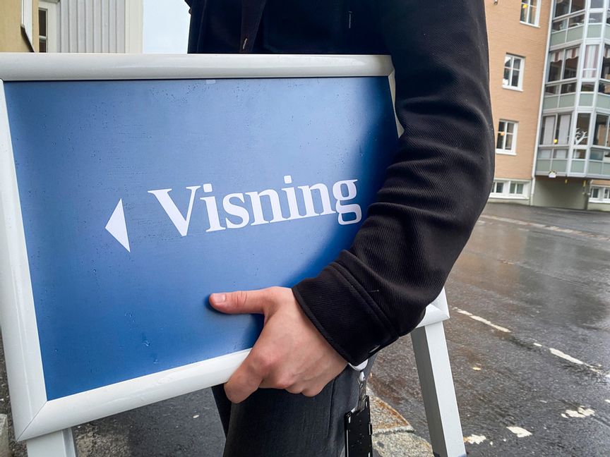 Börsraset kan ge konsekvenser även för bostadspriserna. Arkivbild. Foto: Gustav Sjöholm/TT