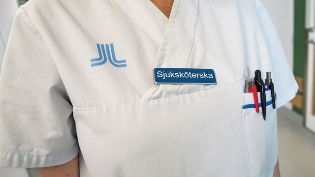 Höjda löner för sjuksköterskor är inte lösningen på bristen i sjukvården menar en majoritet av landets toppkandidater i regionvalet. Foto: Claudio Bresciani/TT (arkivbild)