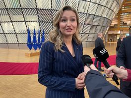 Energi- och näringsminister Ebba Busch (KD) på väg in till måndagens EU-möte i Bryssel. Foto: Wiktor Nummelin/TT