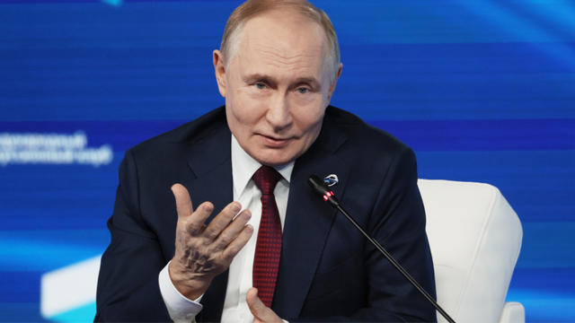 ”Lita på mig!” Foto: Mikhail Metzel / TT