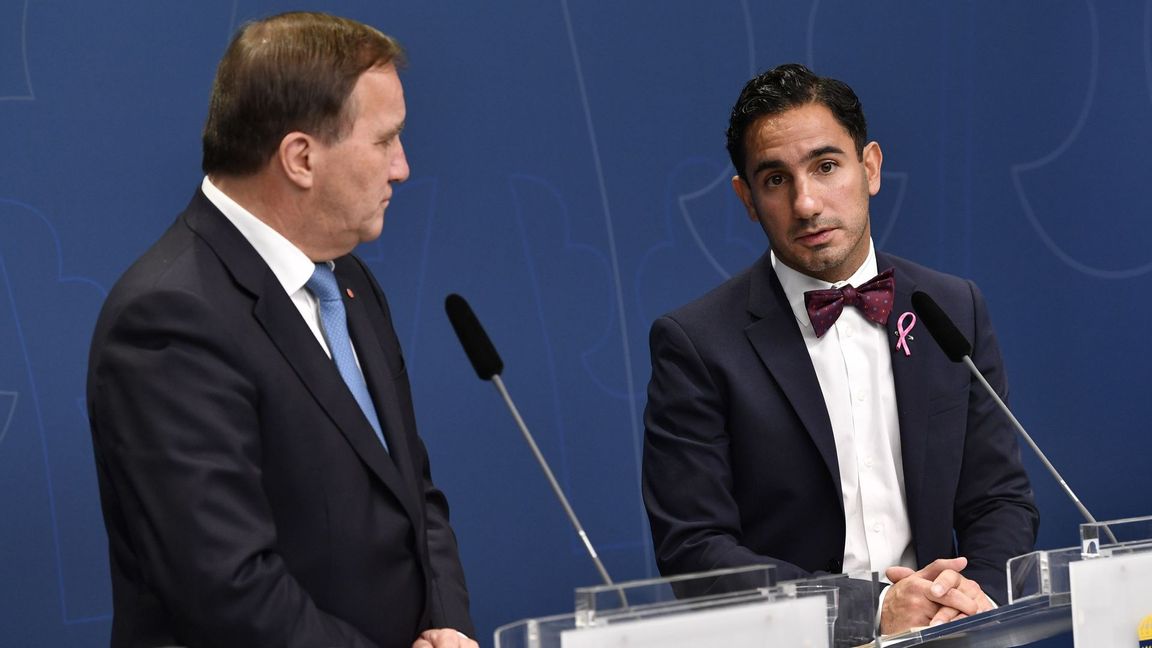 Statsminister Stefan Löfven (S) och socialförsäkringsminister Ardalan Shekarabi. Foto: Henrik Montgomery/TT.