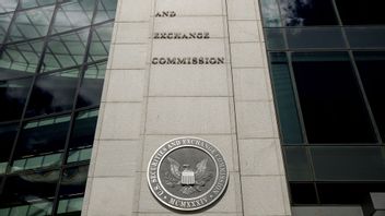 The Securities and Exchange Commission (SEC) building in Washington. According to Phelps and Salhut quarterly reporting has contributed to short-termism and therefore the SEC should switch back to semi-annual reporting. Photo: Andrew Harnik/AP/TT