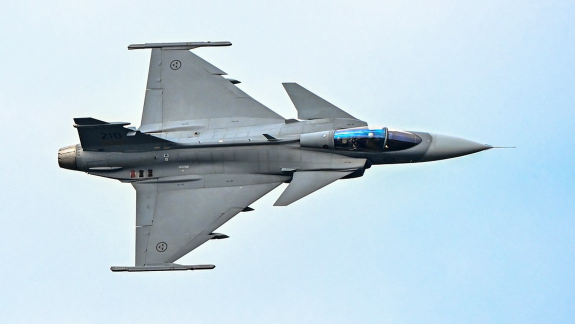 Gripen skulle bistå Ukraina i kriget och hjälpa svenska intressen. Foto: Jonas Ekströmer/TT