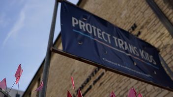 Skylt från Texas, där könskorrigerande vård av barn förbjöds i september 2023. Bild: AP Photo/Eric Gay