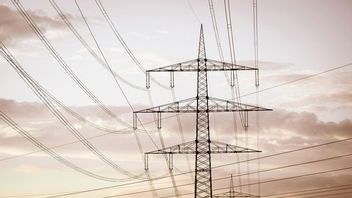 Elpriserna passerar återigen fem kronor per kilowattimme i tre av fyra elområden. Foto: Couleur från Pixabay