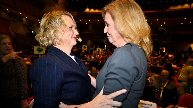 Elisabeth Thand Ringqvist är C:s nya partiordförande. Hon tar över efter Anna-Karin Hatt. Foto: Christine Olsson/TT