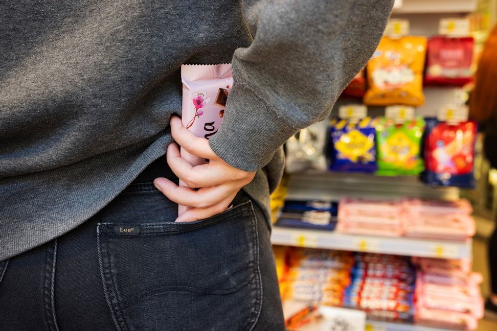 Stöld för upp till 1 500 kronor klassas nu som ringa. Arkivbild. Foto: Emma-Sofia Olsson/SvD/TT