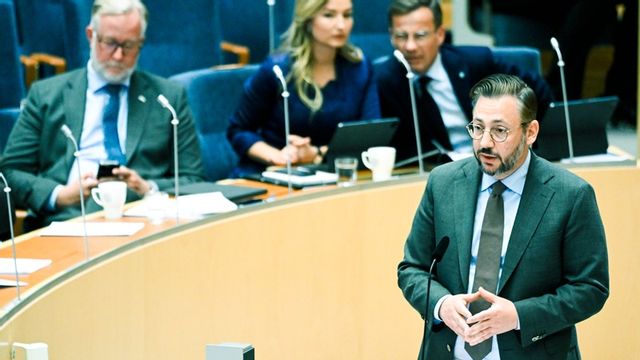 Kan Muharrem Demiroks nya tuffa stil vinna förtroende från väljarna? Foto: Henrik Montgomery/TT