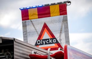 Fyra personer har förts till sjukhus med ambulans efter olyckan. Arkivbild. Foto: Johan Nilsson/TT