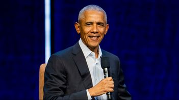 Barack Obama ska producera en historisk komediserie för HBO. Arkivbild. Foto: Fredrik Varfjell/NTB/TT