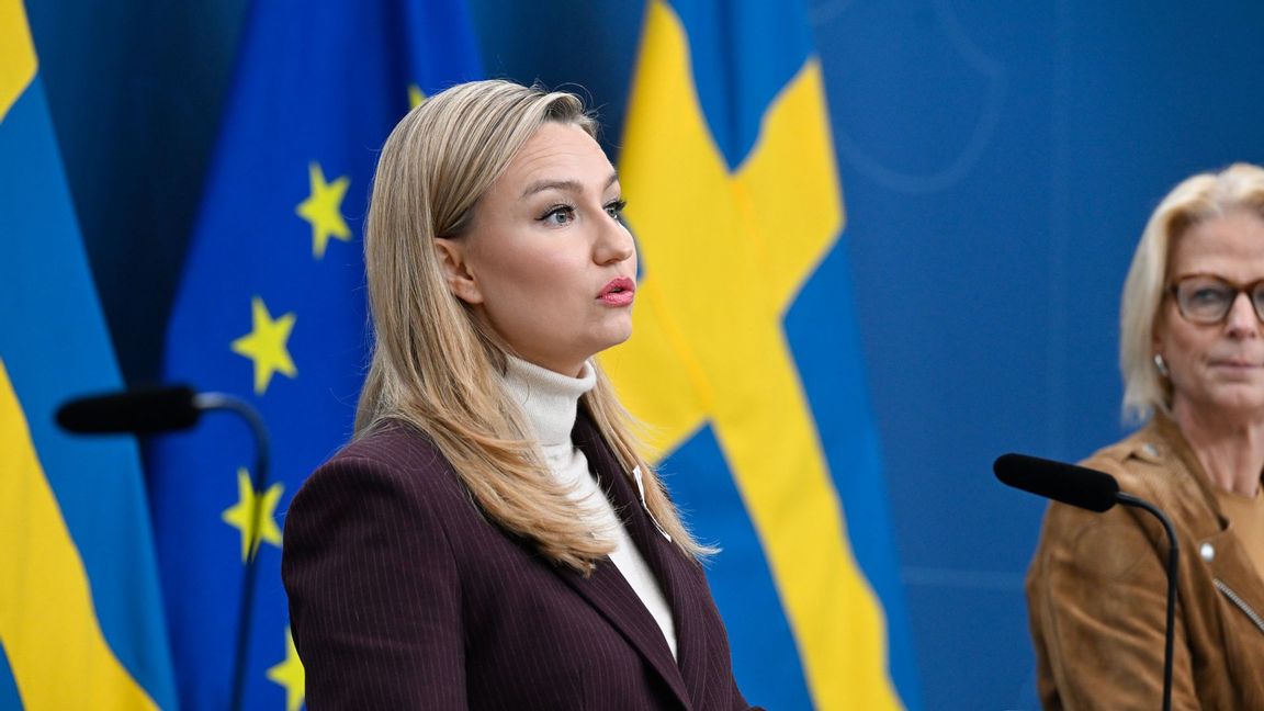 Energi- och näringsminister Ebba Busch (KD) under torsdagens pressträff om kärnkraft. Foto: Fredrik Sandberg/TT