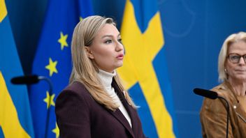 Energi- och näringsminister Ebba Busch (KD) under torsdagens pressträff om kärnkraft. Foto: Fredrik Sandberg/TT