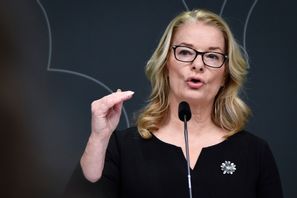 Skolminister Lotta Edholm (L) vid en pressträff i slutet av januari. Lars Schröder/TT