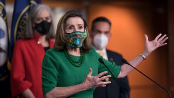 Nancy Pelosi, representanthusets talman lovar att "inte vila" förrän höjningen av den federala minimilönen blir verklighet. FOTO: J. Scott Applewhite.