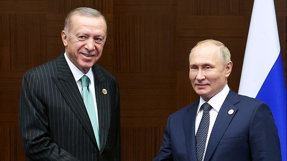 Erdogan och Putin vid ett möte i oktober 2022. Arkivbild. Foto: Vyacheslav Prokofyev/AP/TT