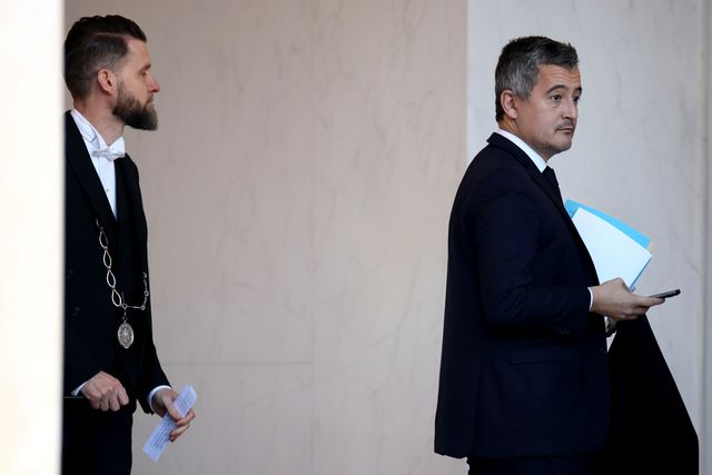 Frankrikes justitieminister Gérald Darmanin till höger efter ett möte i januari. Foto: Thomas Padilla/AP/TT