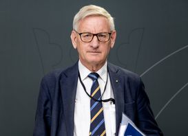 Den tidigare statsministern Carl Bildt ställer upp i kyrkovalet. Arkivbild. Foto: Stefan Jerrevång/TT