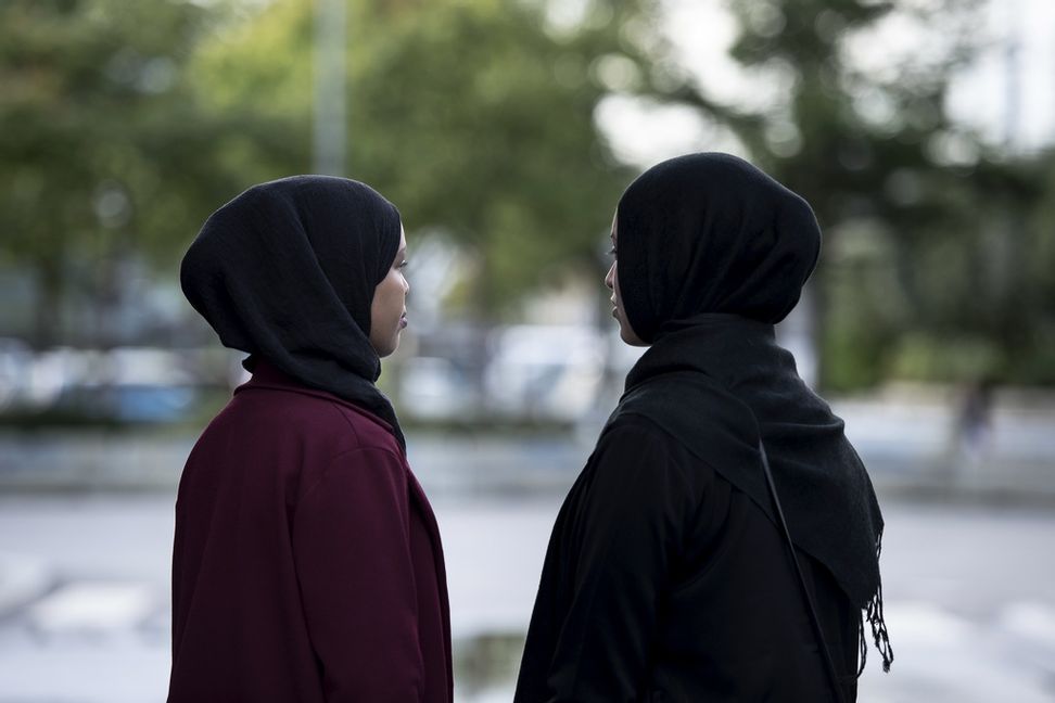 Det franska partiet Renaissance vill förbjuda hijab på offentliga platser på flickor under 15 år. Arkivbild. Foto: Carina Johansen/NTB/TT