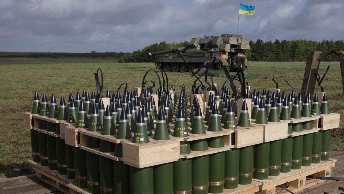 EU-länder ökar takten i produktionen av ammunition för att hjälpa Ukraina avvärja Rysslands anfallskrig. Arkivbild. Foto: KIN CHEUNG/AP/TT