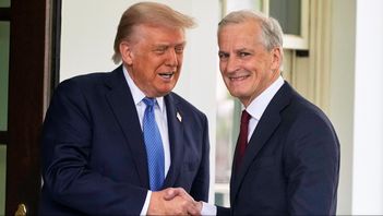 President Donald Trump tar emot Norges statsminister Jonas Gahr Støre i Vita huset på torsdagen. Mark Schiefelbein/AP/TT