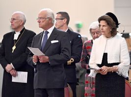 Kung Carl Gustaf och drottning Silvia reser i dag till Örebro efter massmordet på tisdagen. Arkivbild. Christine Olsson/TT