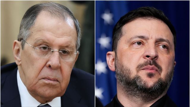 Volodymyr Zelenskyj kallar Sergej Lavrovs anklagelser för ”rena lögner”. Foto: Rysslands utrikesdepartement/AP/TT/Alex Brandon/AP/TT