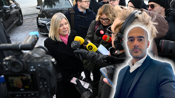 Trollfabrikör Magdalena Andersson svarar på frågor. Foto: Henrik Montgomery/TT