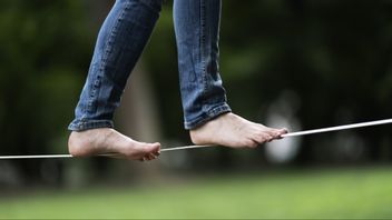 Balans är svårt – men försöker man ens? Foto: Stina Stjernkvist/TT