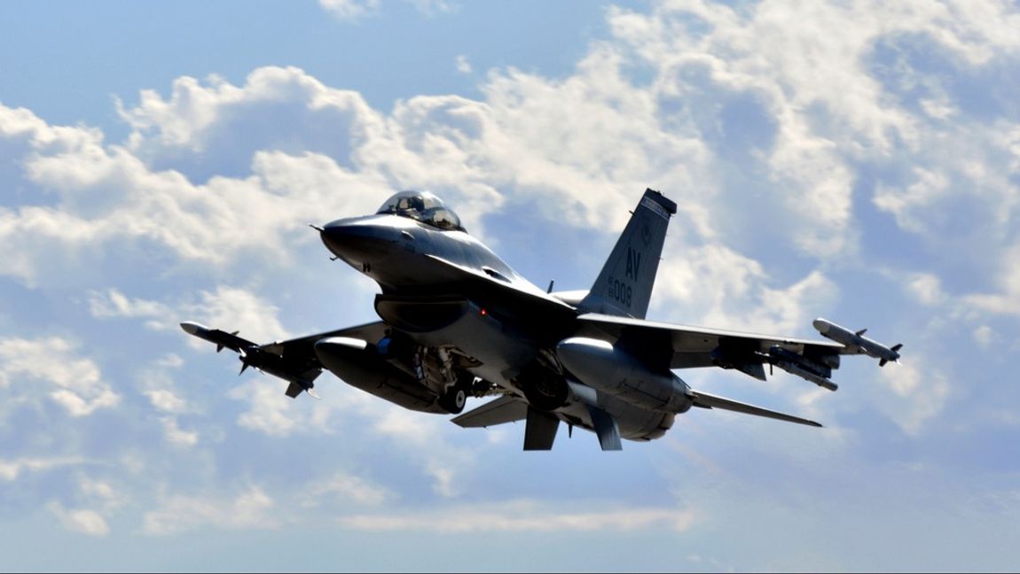 Turkiet får köpa 40 nya F-16-stridsflygplan av USA efter ratificeringen av Sveriges Natoansökan. Foto: Staff Sgt. Heather Ley via AP/TT
