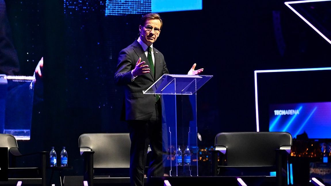 Ulf Kristersson håller tal vid Techarena 2025. Foto: Anders Wiklund/TT