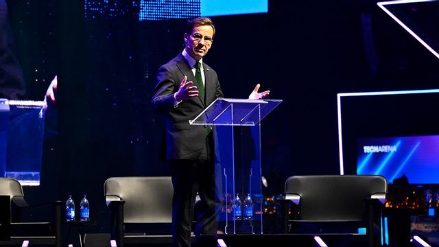 Ulf Kristersson håller tal vid Techarena 2025. Foto: Anders Wiklund/TT