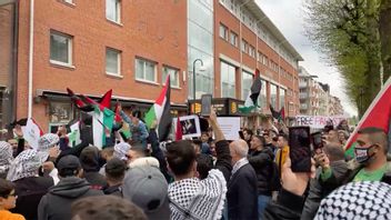 På demonstrationen hördes ”Khaybar, khaybar, ya, yahud”. Foto: Faksimil Facebook.