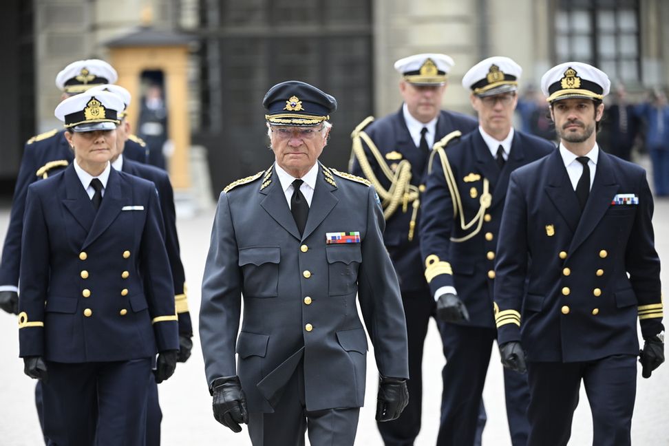 Kung Carl XVI Gustaf kommer att besöka svenska soldater i Lettland. Arkivbild. Foto: Pontus Lundahl/TT