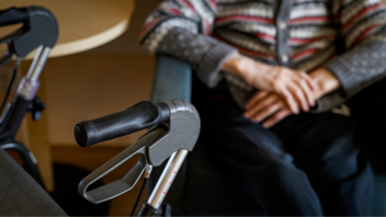 Det är inte lätt att vara gammal år 2025. Foto: Oscar Olsson/TT