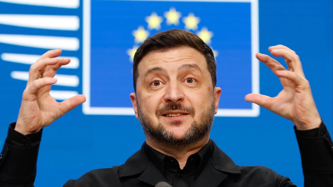 Ukrainas president Volodymyr Zelenskyj på toppmötet i Bryssel. Foto: Geert Vanden Wijngaert/AP/TT