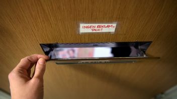 Mellanchefen lyckades fixa hemligt boende och bil med sitt bluffande. Genrebild. Foto: Jessica Gow/TT