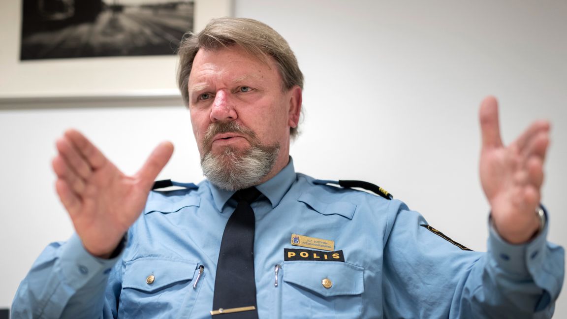 Polismyndighetens ledning ryggar för de mest uppenbara problemen, menar Ulf Boström som länge har jobbat som polis i Göteborg. Foto: Thomas Johansson / TT.