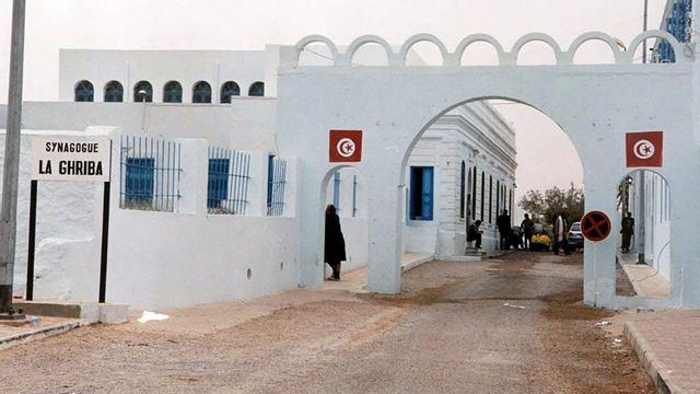 Terrorattack vid synagoga på ön Djerba i Tunisien. Foto: Hassene Dridi/AP/TT