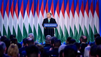 Orban är för ett ja, men beslutet dröjer och är oklart. Foto: Denes Erdos/TT 