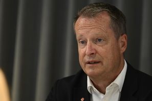 Anders Ygeman (S) deltar på dagens möte med justitieminister Gunnar Strömmer om säkerheten för riksdagsledamöter. Arkivbild Oscar Olsson/TT