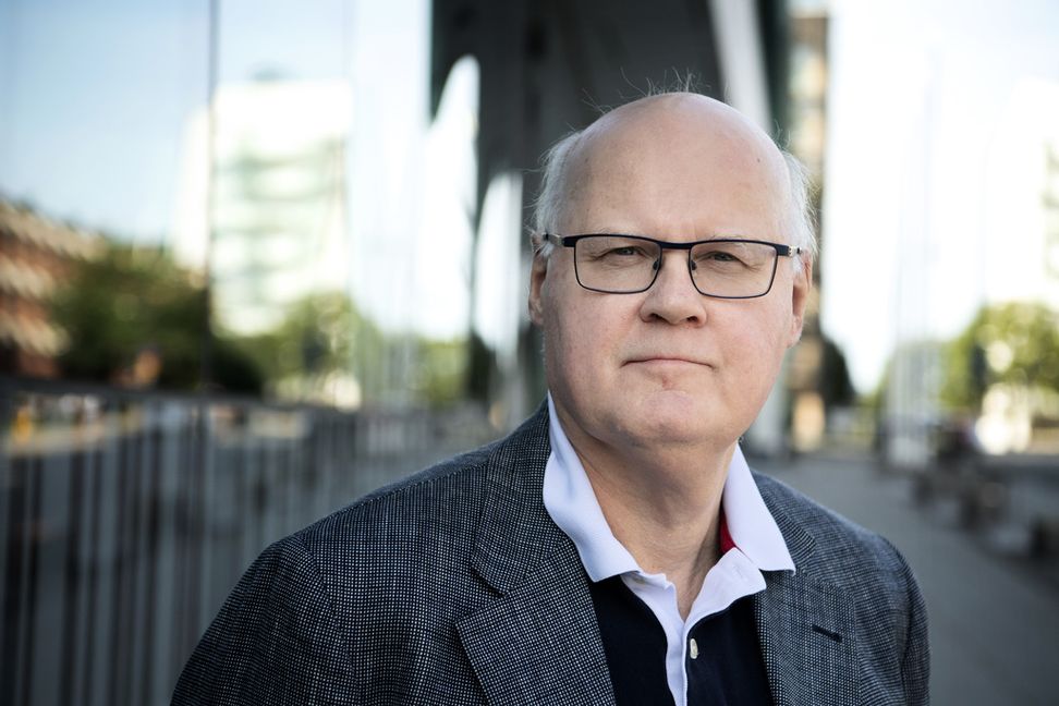 "Jag tror fortfarande på att de här förhandlingarna går ut på att USA ska få en starkare position säkerhetspolitiskt och ekonomiskt", säger Jan Hallenberg. Arkivbild. Jessica Gow/TT