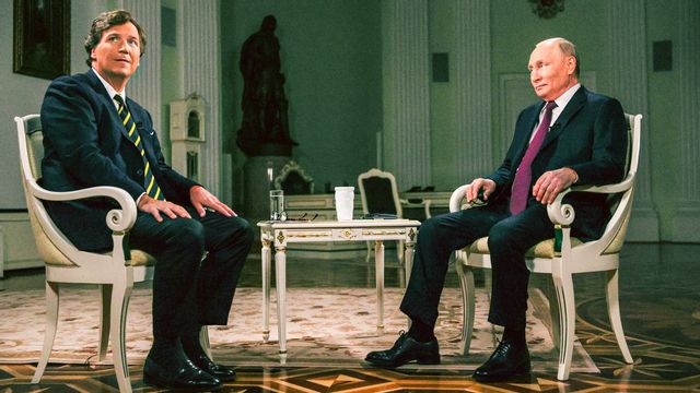 Tucker Carlson intervjuade Vladimir Putin i Moskva. Foto: Gavriil Grigorov/AP