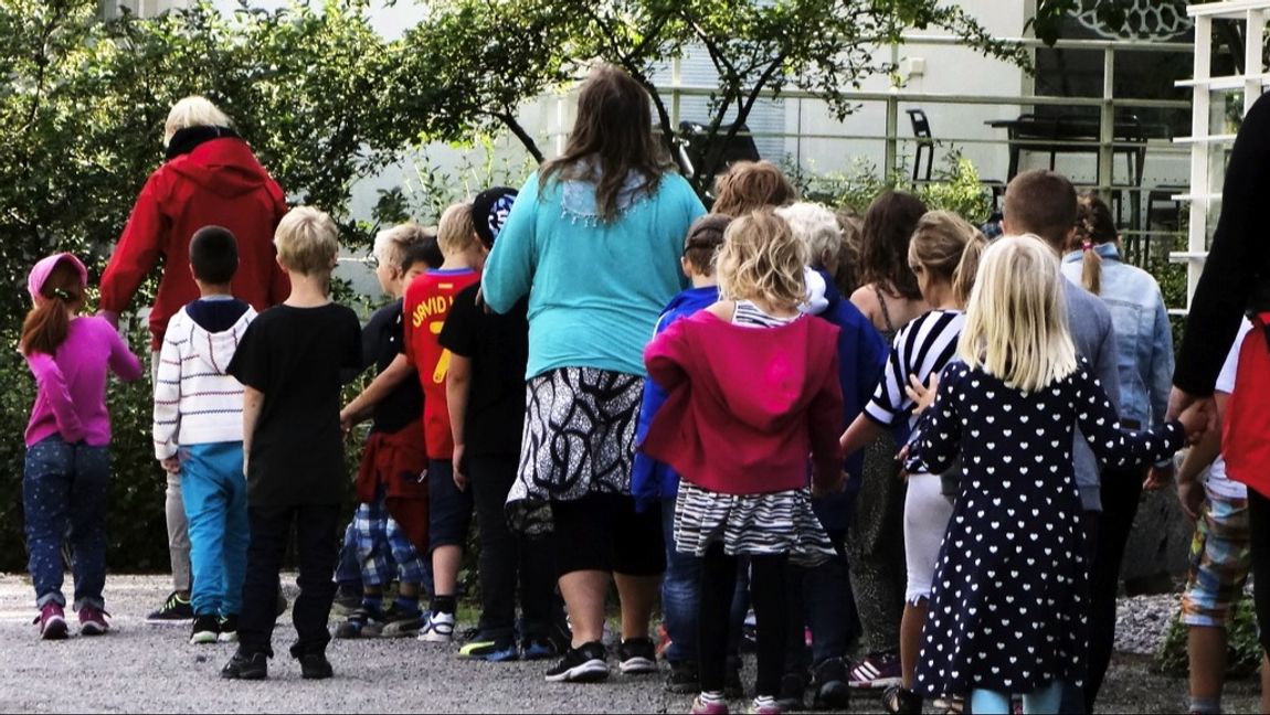 Pensionsskuld äter upp välfärden