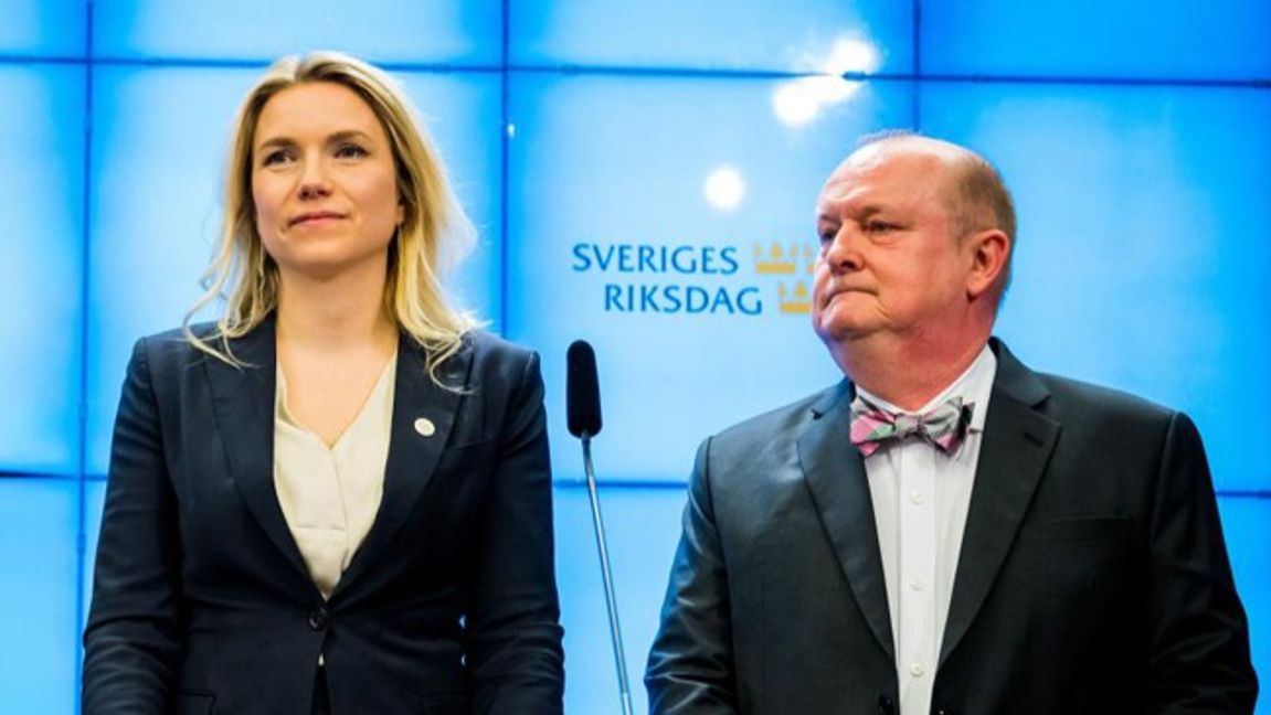 Beatrice Timgren (SD) och Dick Erixon (SD). Foto: Pressbild Sverigedemokraterna.