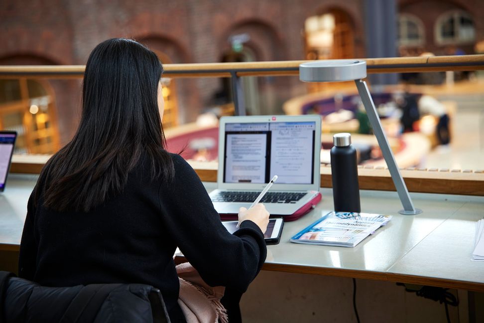 Studenten på bilden har inget med texten att göra. Arkivbild. Foto: Fredrik Persson/TT