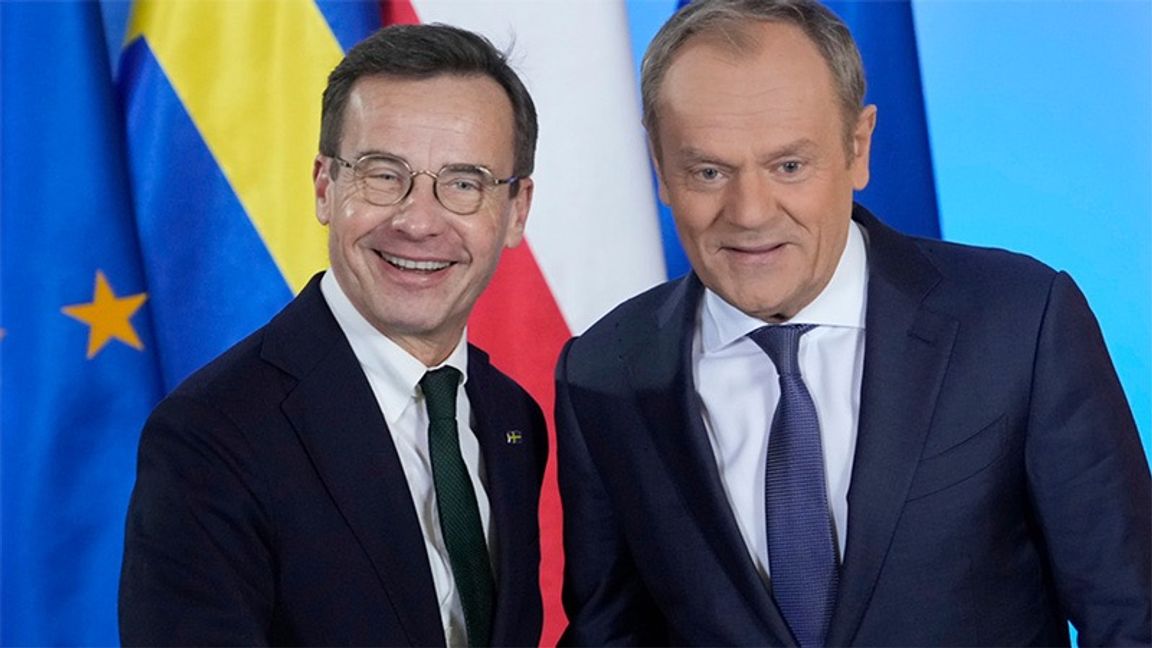 Statsminister Ulf Kristersson (M) och Polens premiärminister Donald Tusk i Warszawa. Foto: Czarek Sokolowski/AP/TT