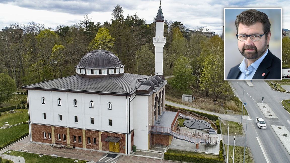 Moskén på bilden är Fittjamoskén och har inget med själva artikeln att göra. Per Ribacke, S, är kommunstyrelsens ordförande i Alvesta. Foto: Jonas Ekströmer/TT och Alvesta kommun