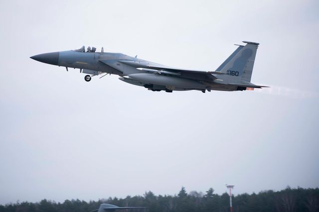 Stridsflyg sändes upp från Polen. Arkivbild på en amerikansk F-15C Eagle vid Lask-basen i centrala Polen. Foto: Jacob Albers/USA:s flygvapen via AP/TT